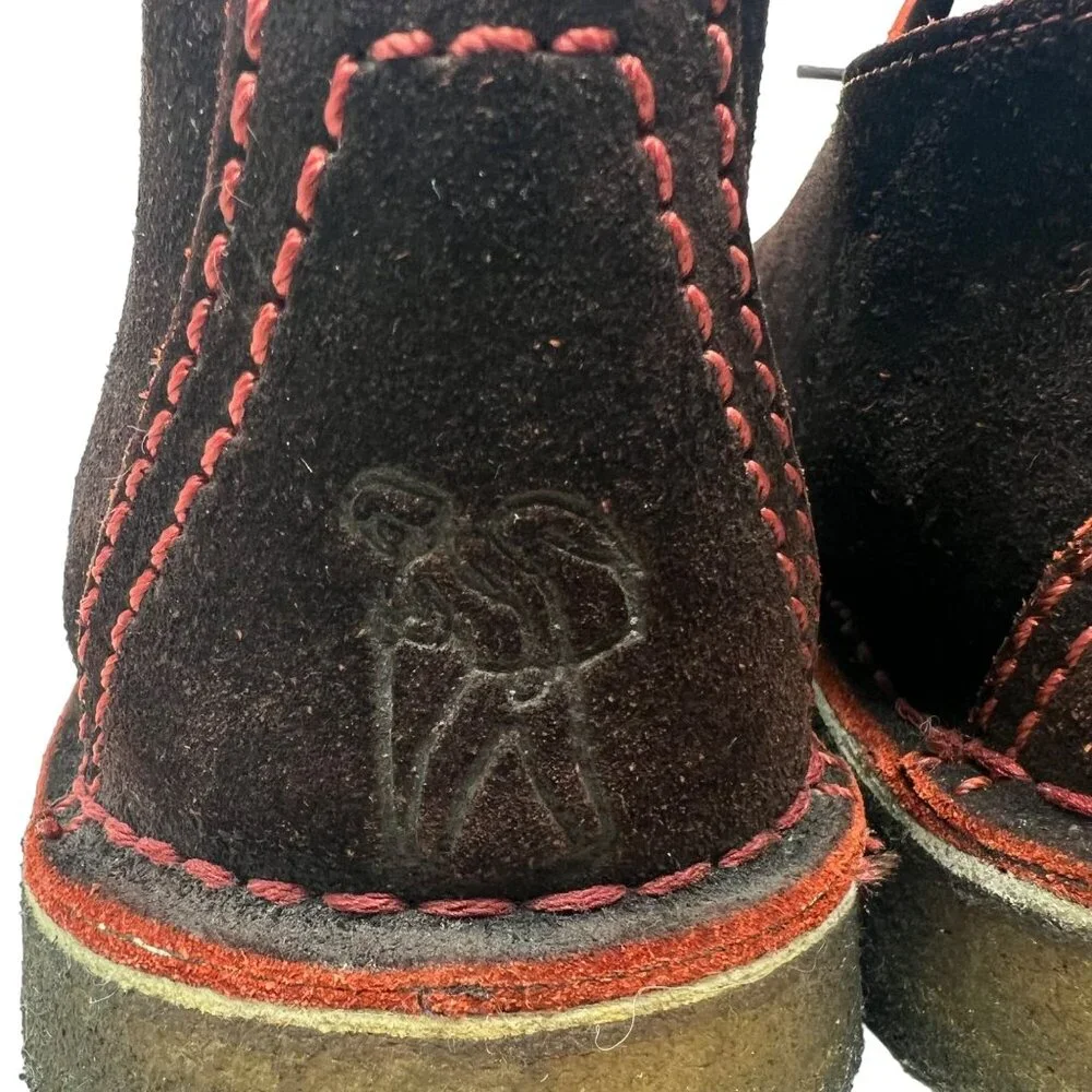 Clark’s Desert Trek Chukka Brown Red  Center Seam Suede Leather Gum Sole Size 12